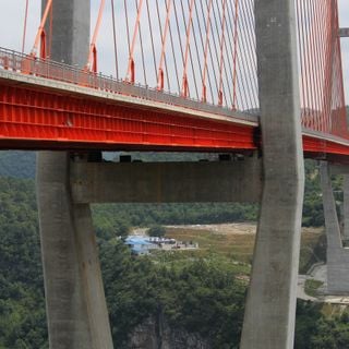 Liuguanghe Xiqian Expressway Bridge