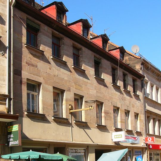 Ehemaliger Gasthof „Zur Reichskrone“, jetzt Wohn- und Geschäftshaus