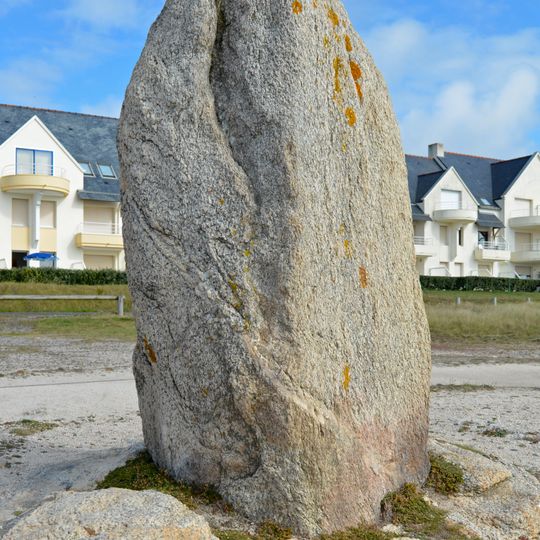Pierre Longue menhir