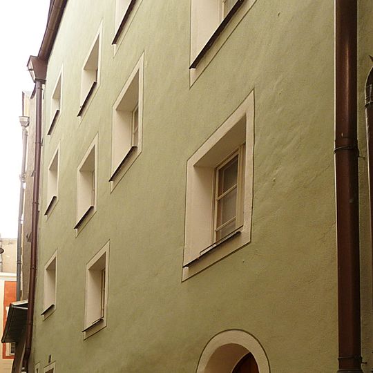 Wohnhaus, ehemaliges Lagergebäude