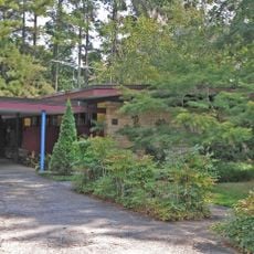 Thomas and Lois Wheless House