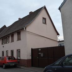 Traufständiges Fachwerkhaus