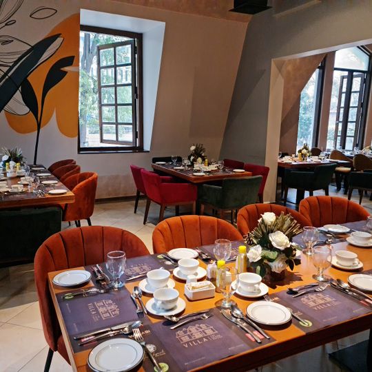 Villa The Grand Buffet
