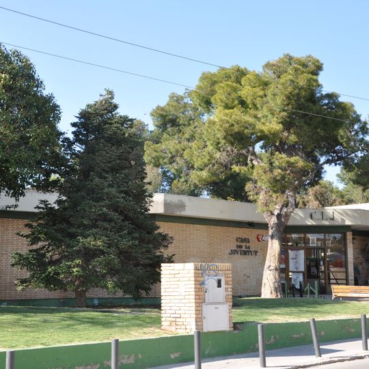 Biblioteca Pública Municipal de La Eliana - Casa de Cultura