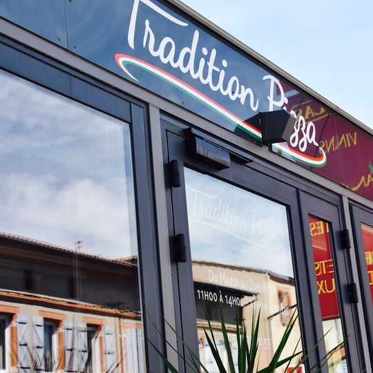 Tradition Pizza