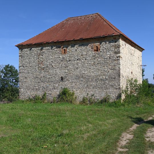 Dráchov Fortress