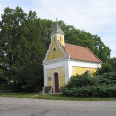 Kaple u křižovatky silnici v Čáslavsku