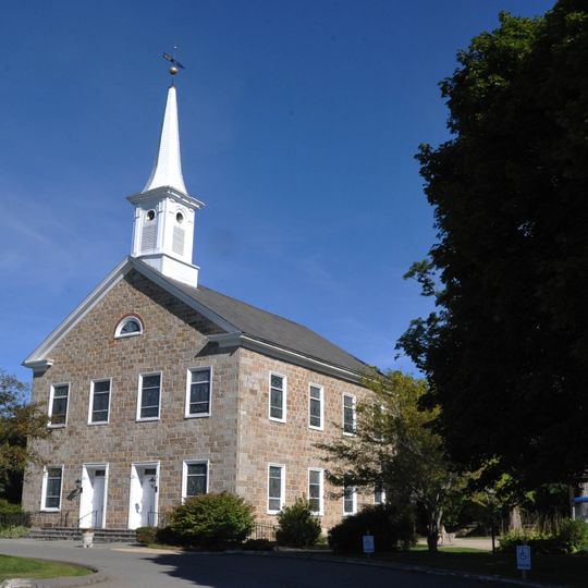 Christ Hamilton United Lutheran Church and Cemetery