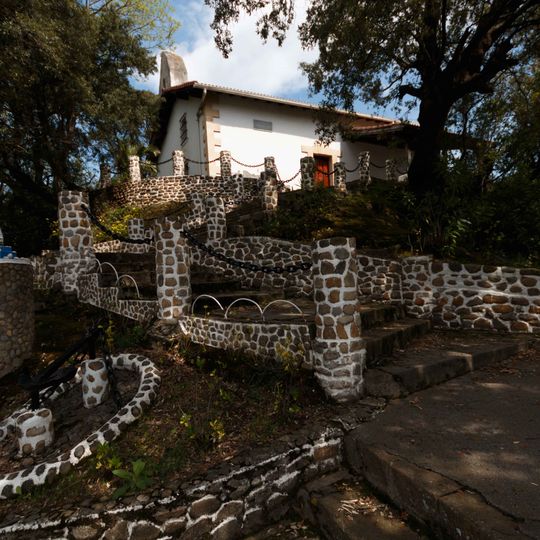 Laguntzako Andre Mariaren baseliza