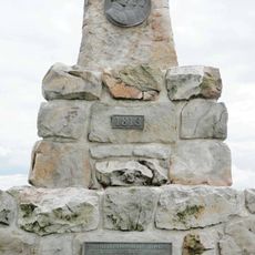 Pomník k 100. výročí osvobozenecké války proti Napoleonovi