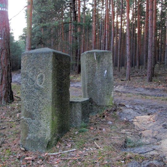 Sächsisch-Preußischer Grenzstein: Pilarpaar Nr. 80