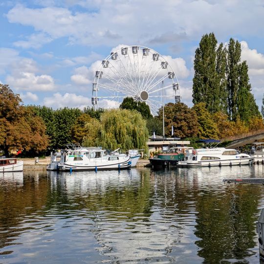 The quays of Auxerre