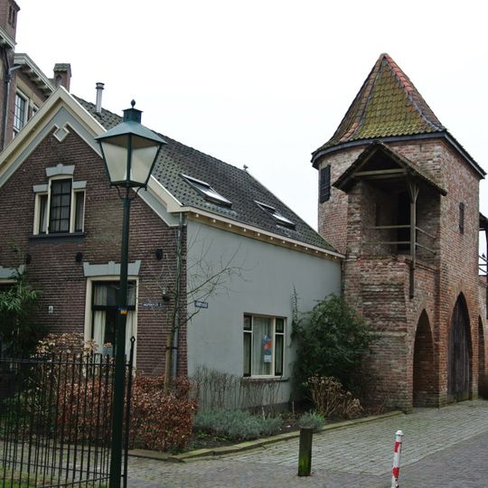 Muurtoren