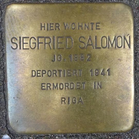 Stolperstein en memoria de Siegfried Salomon