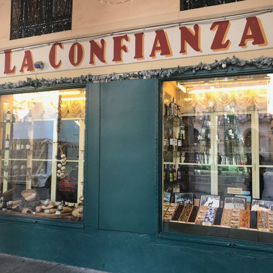 Ultramarinos La Confianza