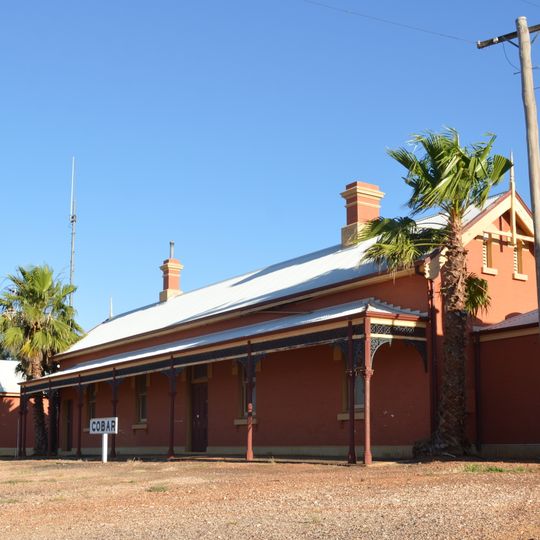 Cobar railway station