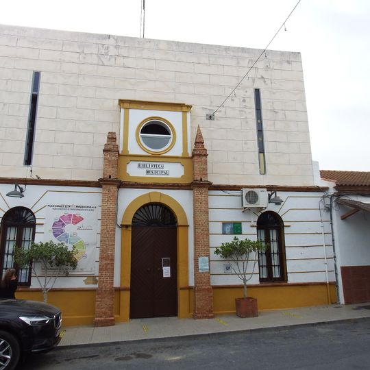 Biblioteca Pública Municipal de San Bartolomé de la Torre