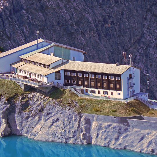 Douglasshütte