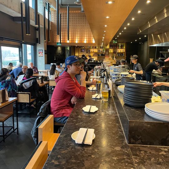 Kinka Sushi Bar Izakaya North York