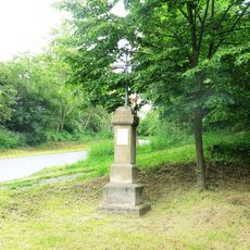 Kříž v Romanovské ulici v Mšeně