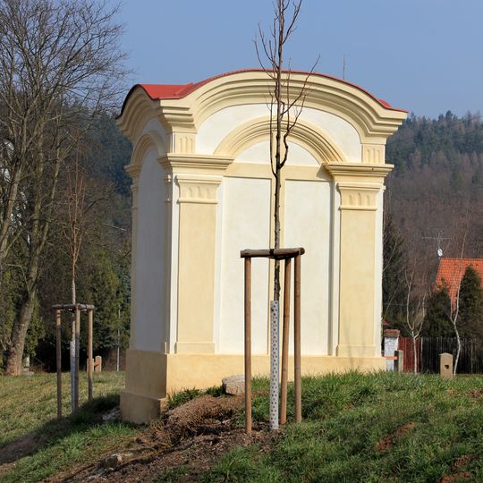 Kaplička pod lipami