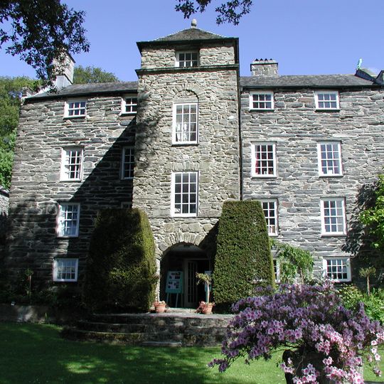 Plas Brondanw