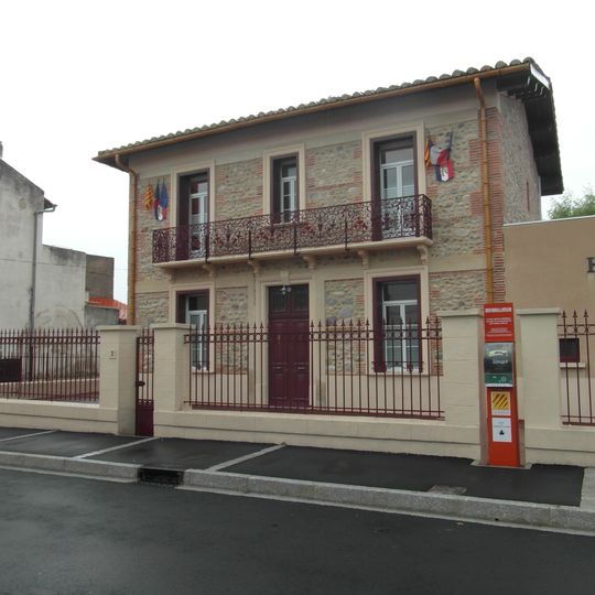 Villeneuve-la-Rivière