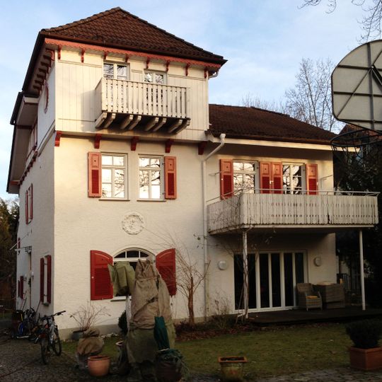 Fritz-Reuter-Straße 8