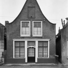 Dorpsstraat 16, Goudswaard