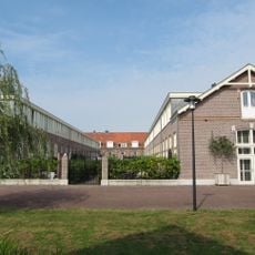 Ripperdakazerne: manage en vier paardenstallen