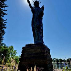 Statue of Liberty (replica)