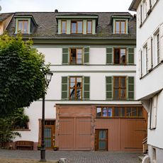 Hinter der Stadtmauer 12