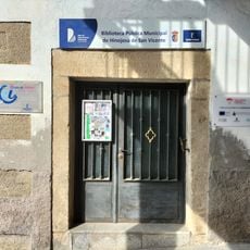 Biblioteca Pública Municipal de Hinojosa de San Vicente
