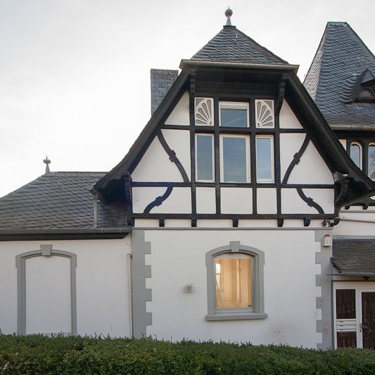 Drachenfelsstraße 72