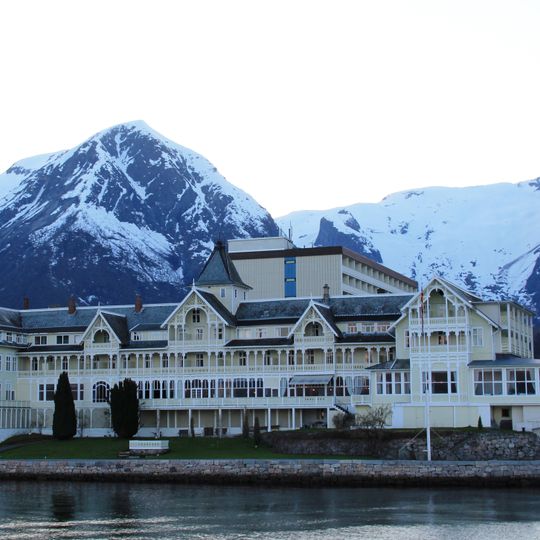 Kviknes Hotel