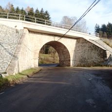 Železniční most přes Svatoňovickou ulici v Bohuslavicích