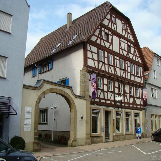 Brettener Straße 32