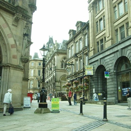 Two Standard Lamps Outside North Tower Entrance Of The Wool Exchange