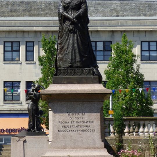 Statue of Queen Victoria