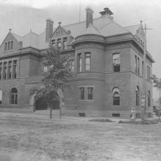 United States Post Office and County Courthouse