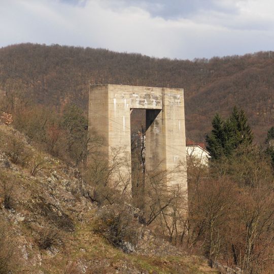Unfinished highway bridge over the Svratka in Bystrc and Kníničky