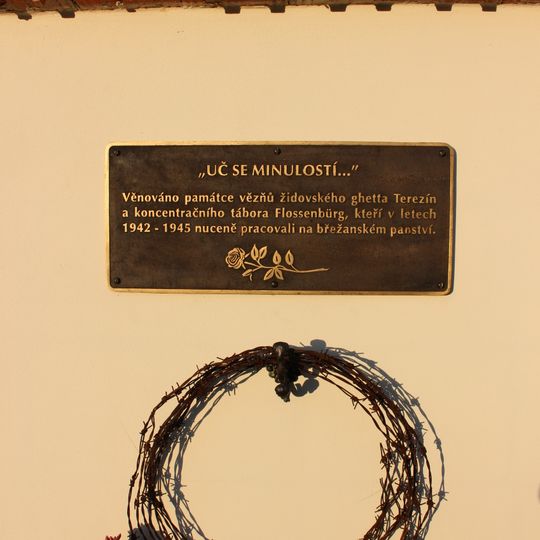 Pamětní deska židovských vězňů