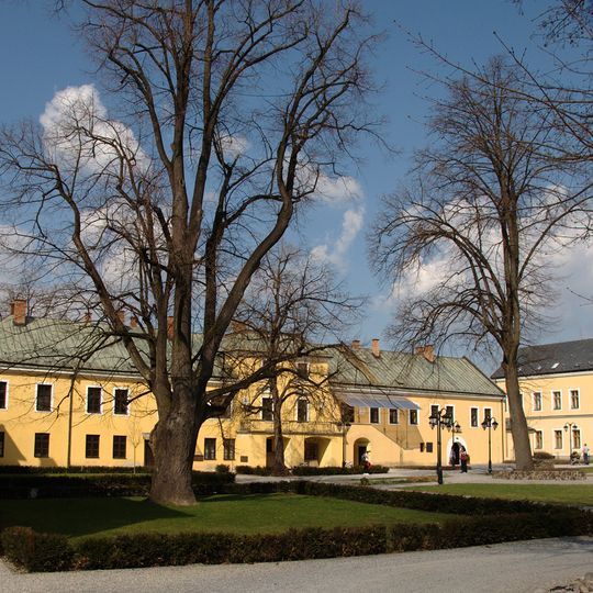 Kaštieľ Bytča s areálom, budova