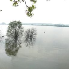 Lac de Villegusien