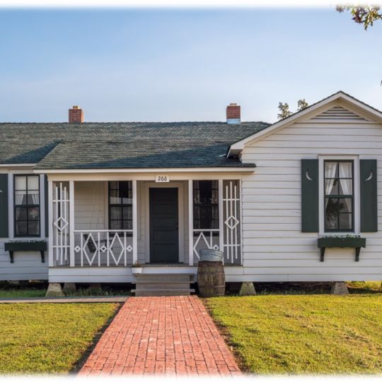 Johnny Cash Boyhood Home