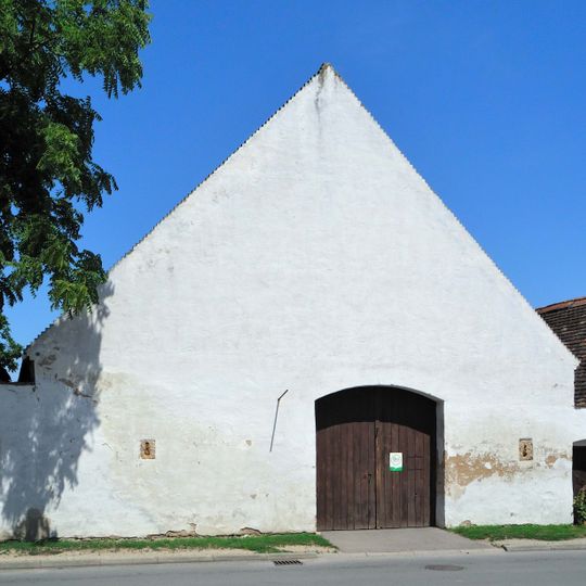 Ortsbefestigung mit Scheune