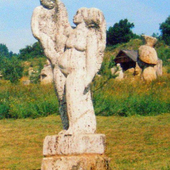 Areál Medzinár. sochár. sympózia, socha