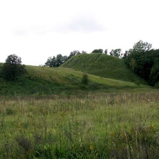 Inčėnų piliakalnis