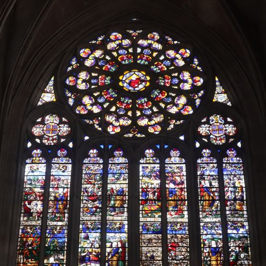 South rose window of Cathédrale Saint-Étienne d'Auxerre