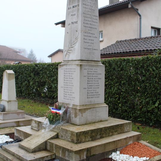 War memorial of Péronnas